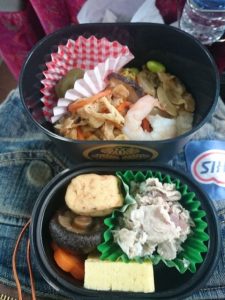 バスツアー 弁当